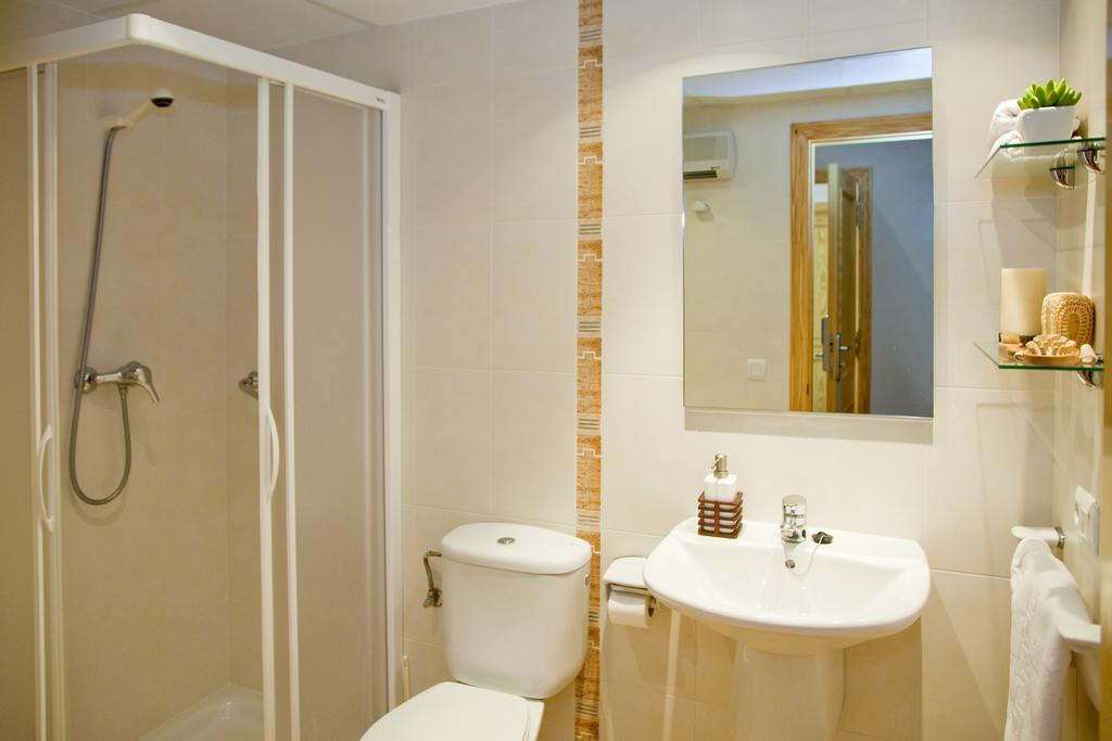 Apartamentos Campuebla มอนตาเนคอส ห้อง รูปภาพ